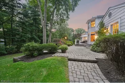 32 Stratford Dr, Livingston, NJ 07039 - Photo 30