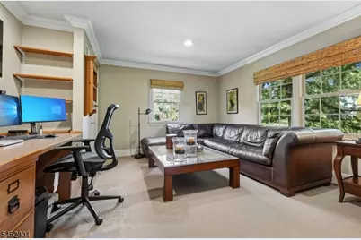 32 Stratford Dr, Livingston, NJ 07039 - Photo 14
