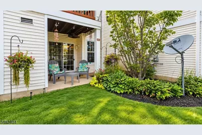 850 Honeybrook Cir, Lopatcong Township, NJ 08886 - Photo 22