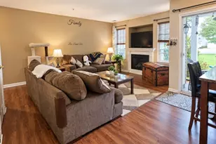850 Honeybrook Cir, Lopatcong Township, NJ 08886 - Photo 4