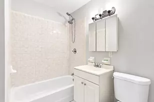 53 Ocean Ave, Jersey City, NJ 07305 - Photo 8