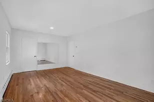 321 Jefferson Ave, North Plainfield, NJ 07060 - Photo 10