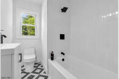1307 Stockton St, Rahway, NJ 07065 - Photo 28