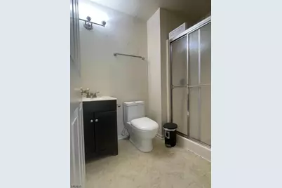 105 Village Dr, Morristown, NJ 07960 - Photo 8