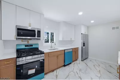 243 N 15th St, Bloomfield, NJ 07003 - Photo 4