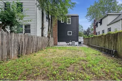 243 N 15th St, Bloomfield, NJ 07003 - Photo 20