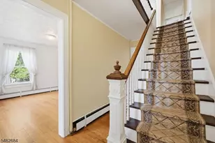 43 Linwood Ave, Hamburg, NJ 07419 - Photo 2