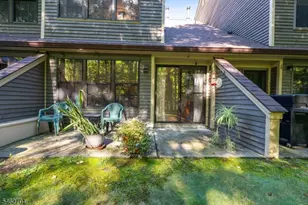 8E New Bedford Rd, West Milford, NJ 07480 - Photo 4