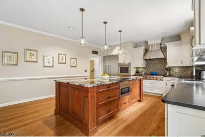 26 Morrison St, Bernards Township, NJ 07920 - Photo 16