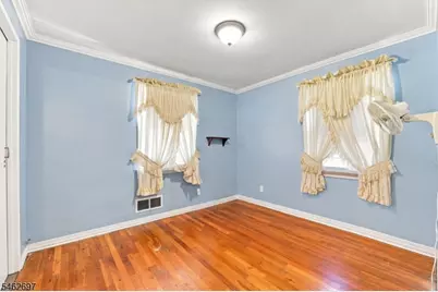 18 Memphis Ave, Belleville, NJ 07109 - Photo 10