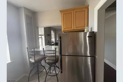 680 Kennedy Blvd #406, Bayonne, NJ 07002 - Photo 8