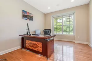 81 Crestview Dr, Clinton Township, NJ 08809 - Photo 18