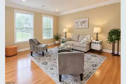 81 Crestview Dr, Clinton Township, NJ 08809 - Photo 6
