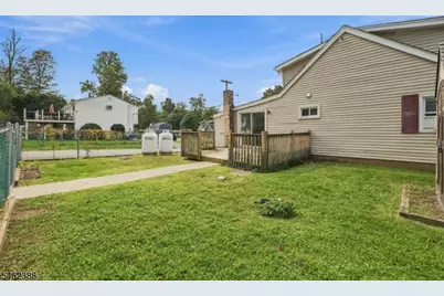33 Schwarz Blvd, Jefferson Township, NJ 07849 - Photo 30