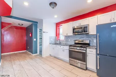 89 Tremont Ave, East Orange, NJ 07018 - Photo 8
