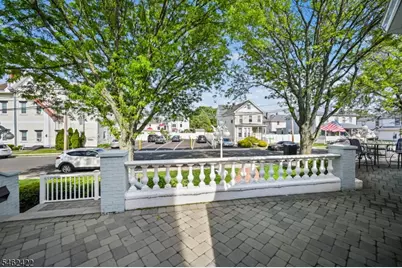 100 1st #6, Keyport, NJ 07735 - Photo 4