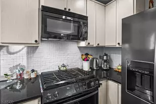 100 1st, Keyport, NJ 07735 - Photo 18