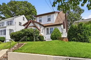 66 Rowland Ave, Clifton, NJ 07012 - Photo 2