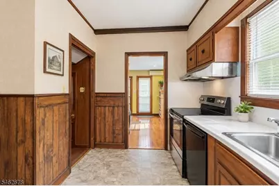 66 Rowland Ave, Clifton, NJ 07012 - Photo 14