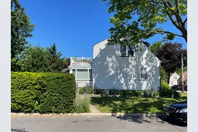 40 Cloverdale Rd, Clifton, NJ 07013 - Photo 2