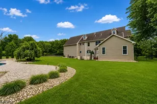 164 E Mountain Rd, Hillsborough Township, NJ 08844 - Photo 6