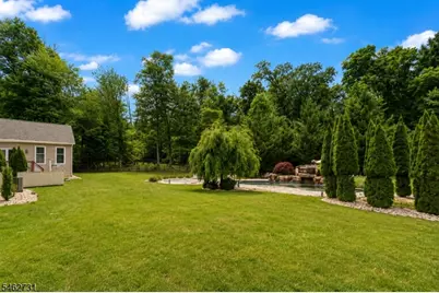 164 E Mountain Rd, Hillsborough Township, NJ 08844 - Photo 44
