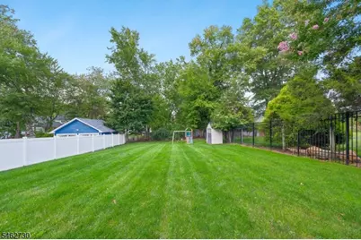 36 Amelia Ave, Livingston, NJ 07039 - Photo 32