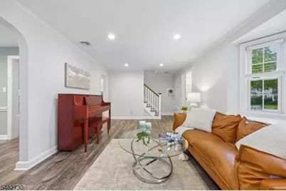 36 Amelia Ave, Livingston, NJ 07039 - Photo 8
