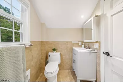 36 Amelia Ave, Livingston, NJ 07039 - Photo 20