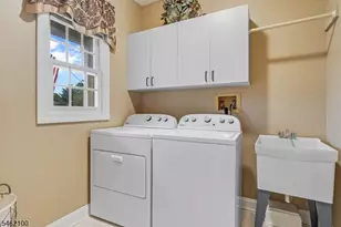 5 Downing Ct, Chester, NJ 07930 - Photo 18