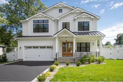 31 Butler Pkwy, Summit, NJ 07901 - Photo 1