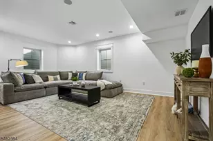 31 Butler Pkwy, Summit, NJ 07901 - Photo 28