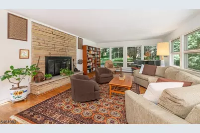 17 Brook Dr, Chester, NJ 07930 - Photo 8