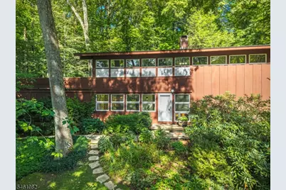 17 Brook Dr, Chester, NJ 07930 - Photo 1