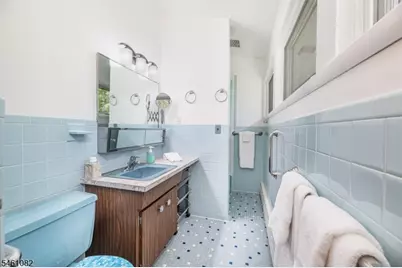 17 Brook Dr, Chester, NJ 07930 - Photo 20
