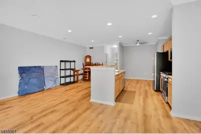 8 Allister Ct, Lincoln Park, NJ 07035 - Photo 4