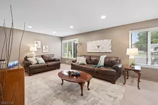3 Wythe Cir, Hillsborough Township, NJ 08844 - Photo 10
