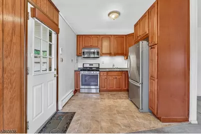 28 Harry Rd, Bridgewater Twp., NJ 08807 - Photo 12