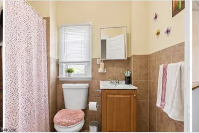 246 Spring St, Newton, NJ 07860 - Photo 6