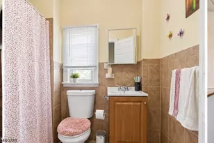 246 Spring St, Newton, NJ 07860 - Photo 6