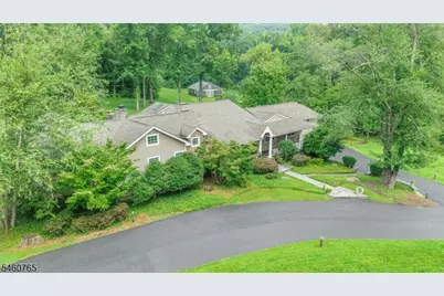 11 Schoolhouse Ln, Mendham Township, NJ 07960 - Photo 2