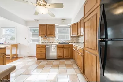 30 Clark St, Summit, NJ 07901 - Photo 10