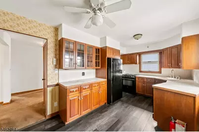 510 Verona Pl, Bound Brook, NJ 08805 - Photo 10