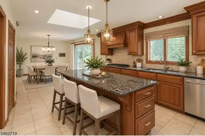 34 Silver Spring Ct, East Hanover Township, NJ 07936 - Photo 8