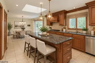 34 Silver Spring Ct, East Hanover Township, NJ 07936 - Photo 8