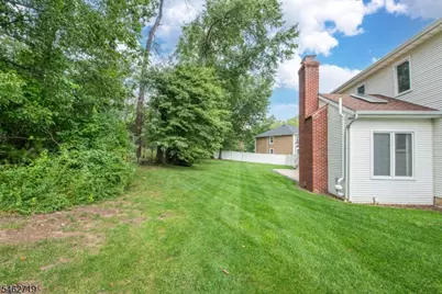 34 Silver Spring Ct, East Hanover Township, NJ 07936 - Photo 38