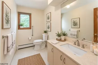 34 Silver Spring Ct, East Hanover Township, NJ 07936 - Photo 22