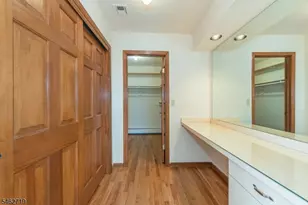 34 Silver Spring Ct, East Hanover Township, NJ 07936 - Photo 28