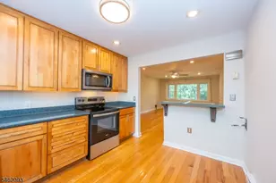 206 Main St #74, Millburn, NJ 07041 - Photo 8