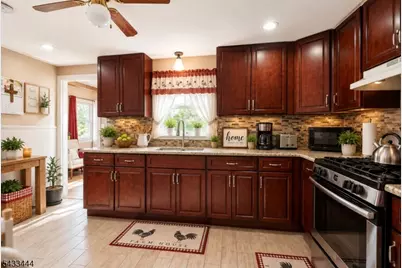 2198 Halsey St, Union Township, NJ 07083 - Photo 14